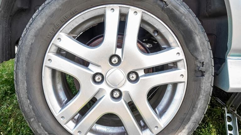 Prevent tire cracking