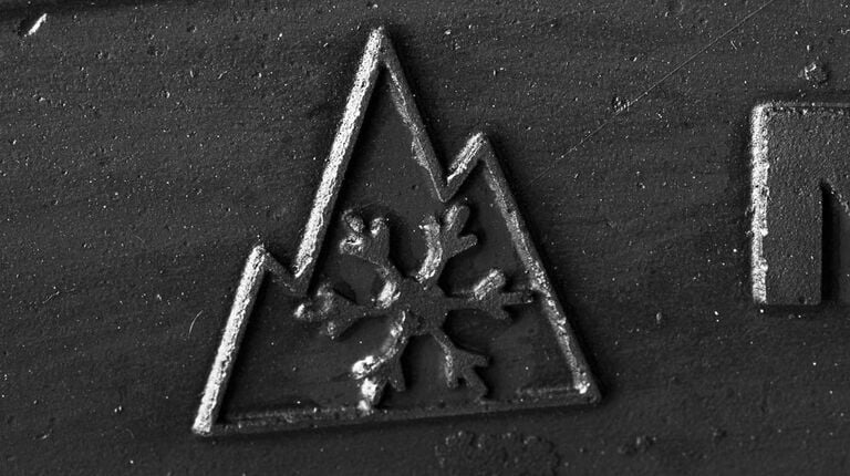 Mountain snowflake symbol on tire